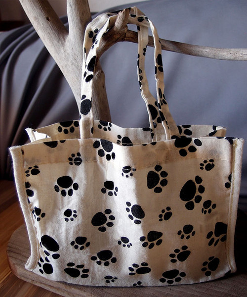 Cotton Paw Print Bags 7" x 6" x 2.75"