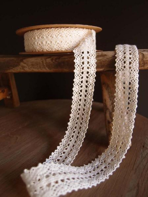 Ivory Cotton Crochet Lace Ribbon, 2-3/4 x 10 yards-LC23442