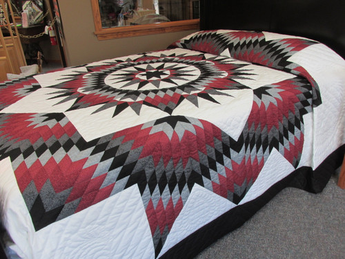 Mariners Star Quilt  - 114" x 114"
