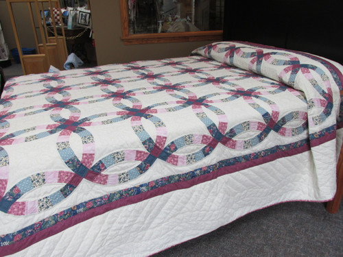 Double Wedding Ring Quilt - 102" x 112"