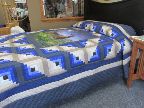 Deer Panel Log Cabin Quilt - 106" x 116"