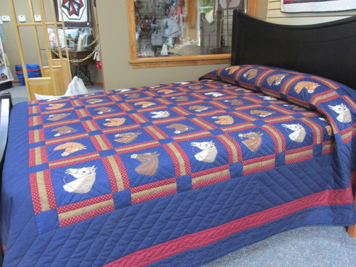 Horse Block Quilt   102" x 114"