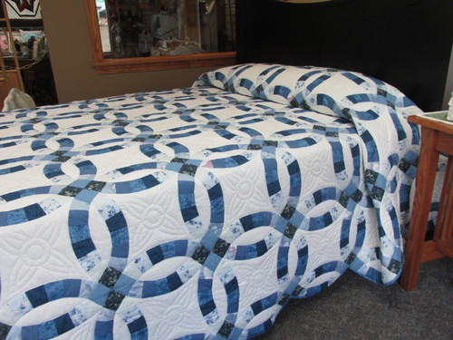 Double Wedding Ring Quilt - 107" x  120"