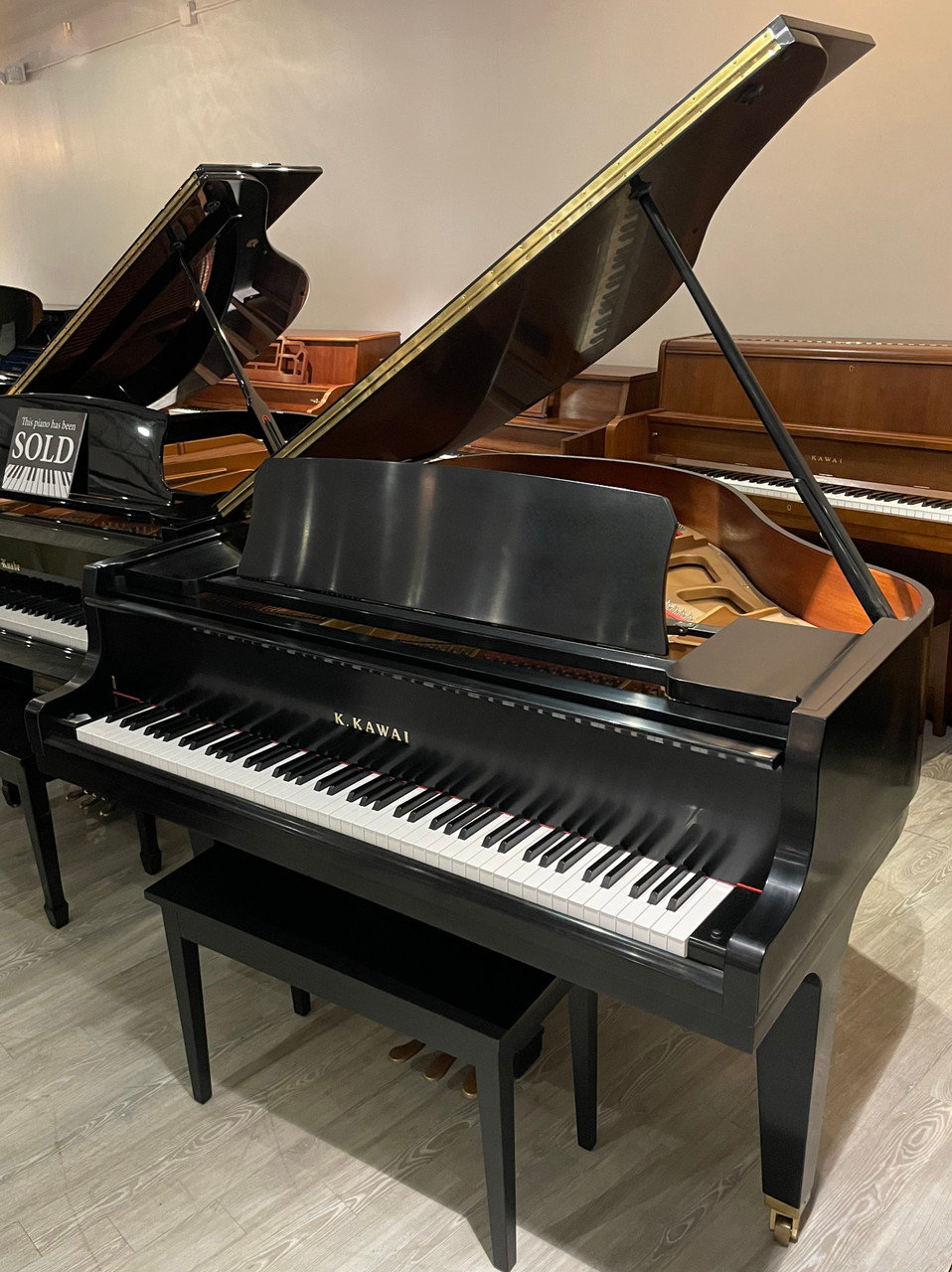 Kawai GL-10 Premium Baby Grand Piano