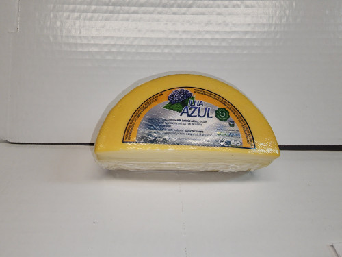 Island Cheese - Ilha Azul, Best of Faial, Acores (halves) Island Cheese - Ilha Azul, Best of Faial, Acores (halves)