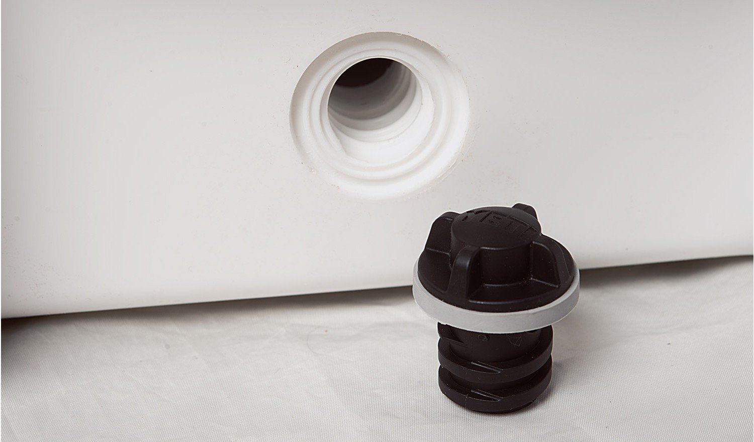 YETI DRAIN PLUG TWO-PACK (TUNDRA & ROADIE)