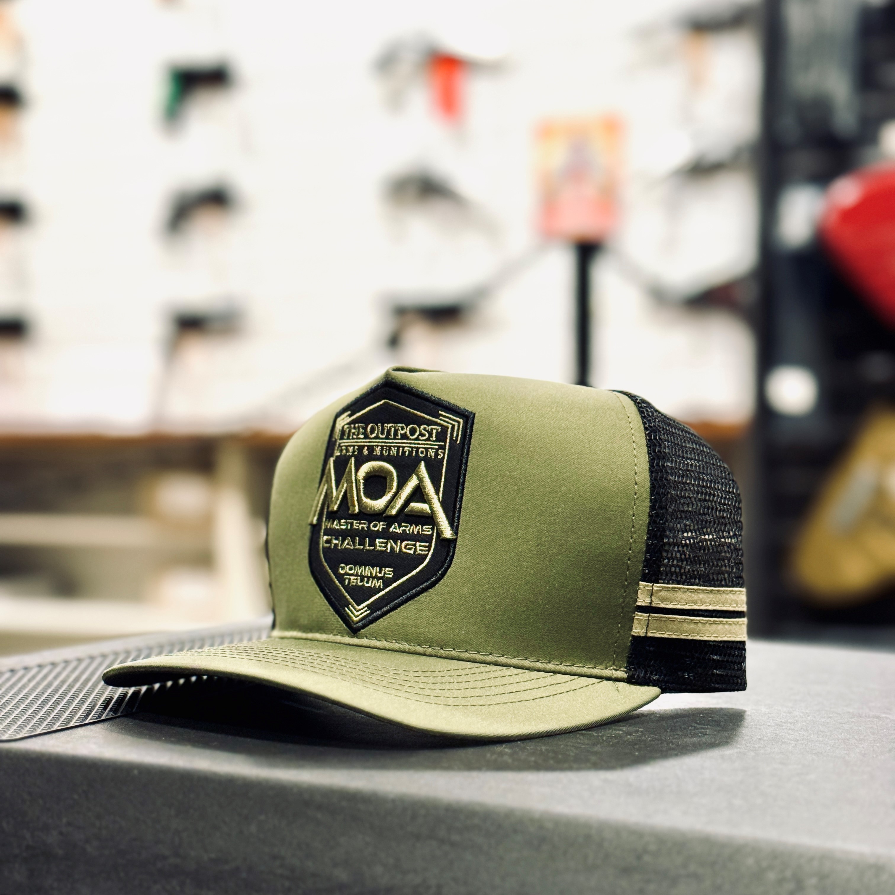 THE OUTPOST MOA CAP OLIVE/BLACK