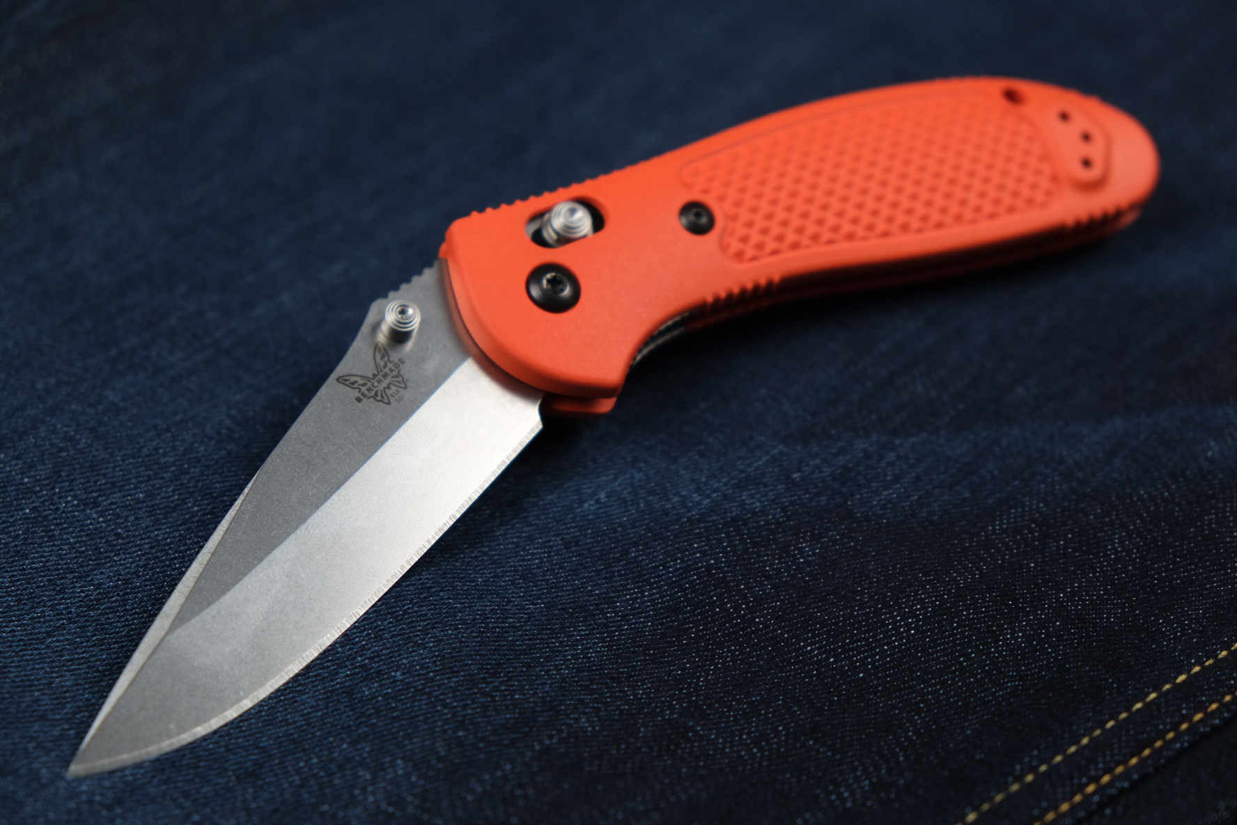 BENCHMADE 551-ORG-S30V GRIPTILIAN Axis Folding Knife NEW S30V