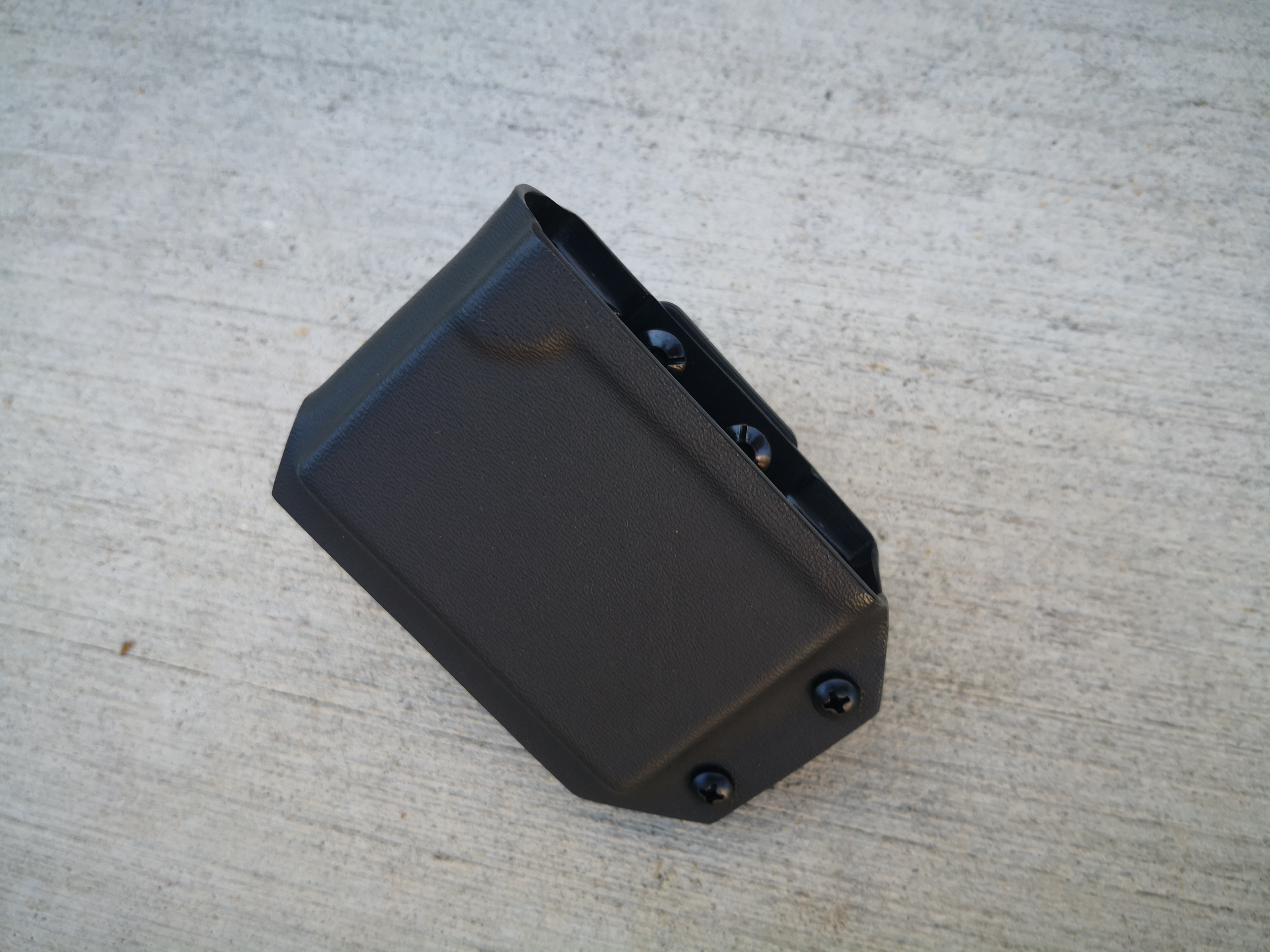 HORYZEN AICS Mag Carrier BLK 1.75 in BELT CLIP