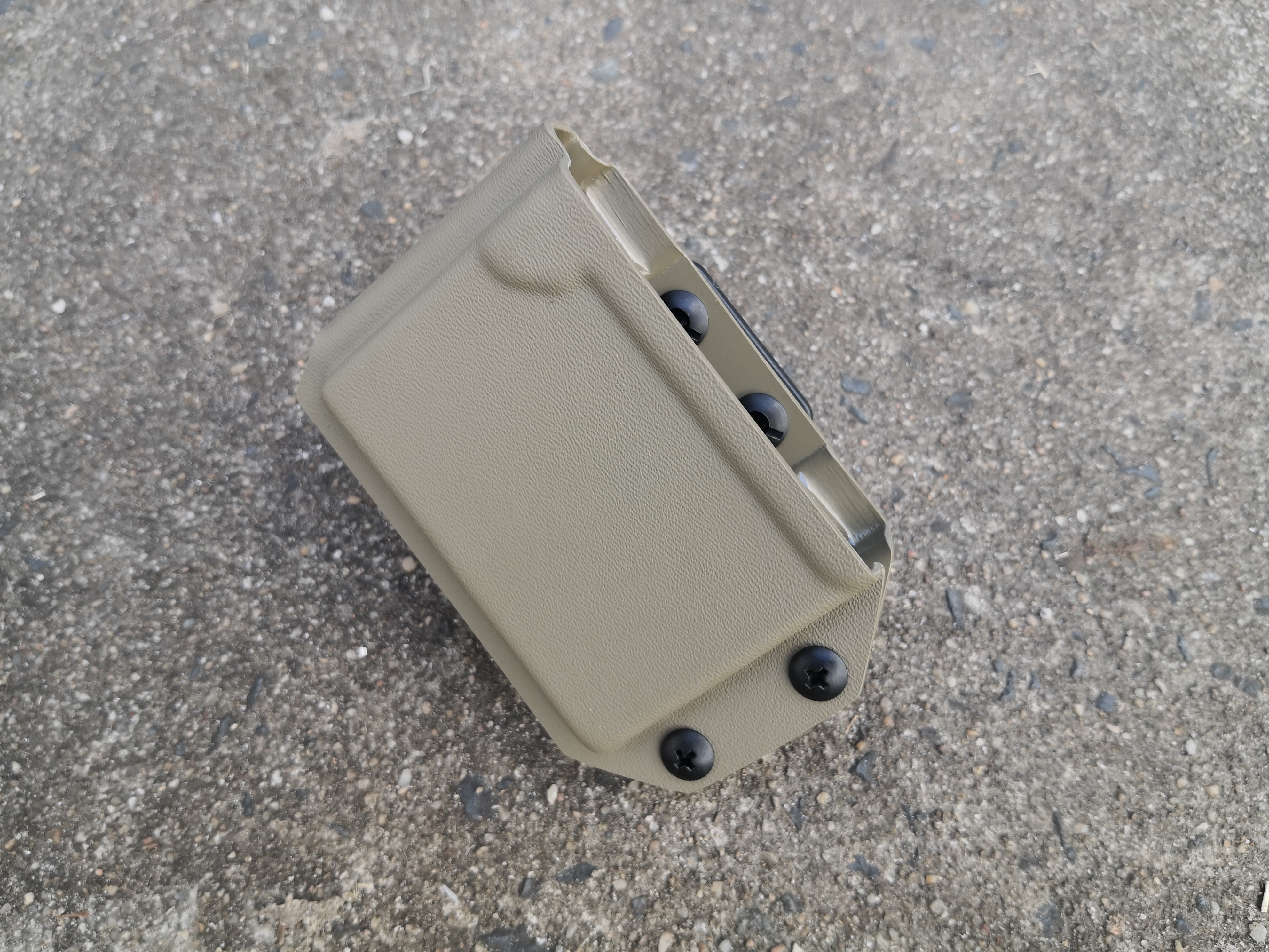 HORYZEN AICS Mag Carrier FDE 1.75 in BELT CLIP