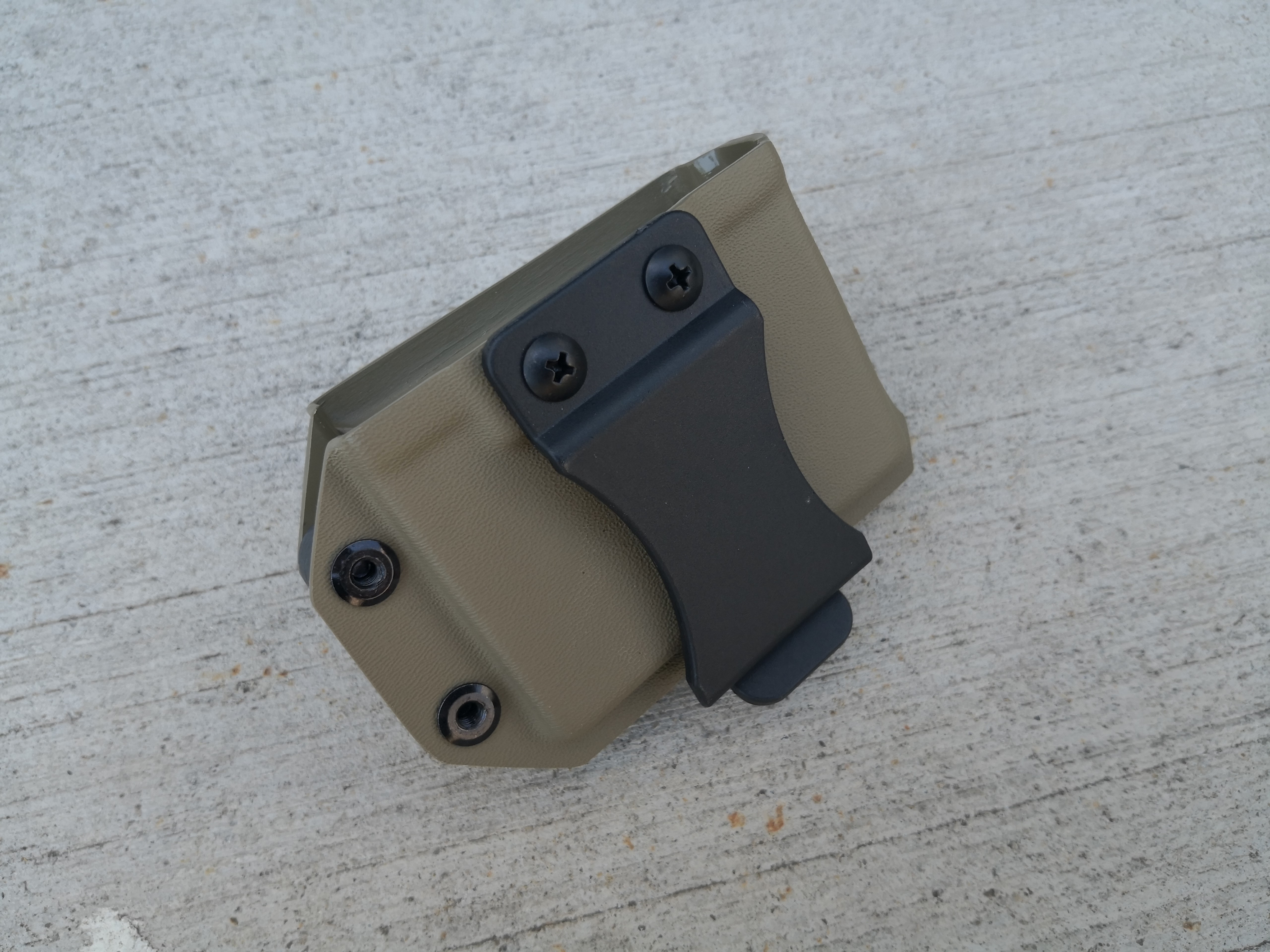 HORYZEN CTR Mag Carrier FDE 1.75 in BELT CLIP
