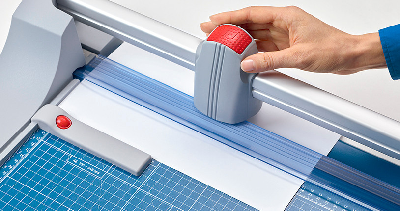 36" Cut Length Premium Rotary Trimmer Dahle 446 Affordable Trimmers