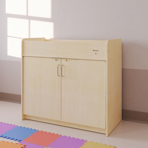 Foundations 1671047 Ready to Assemble SafeSwing Changing Table