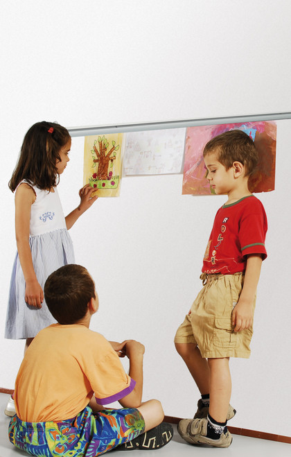 Dacapo Medium Length Leaflet Holder