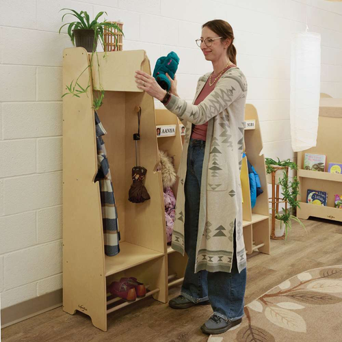 Environmental of Copernicus W-B-AC Seoras Adult Cubby
**Props Not Included**