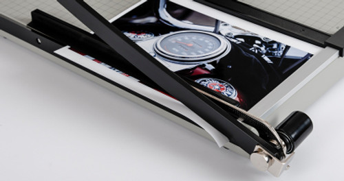 Vantage Guillotine Paper Trimmer - Dahle