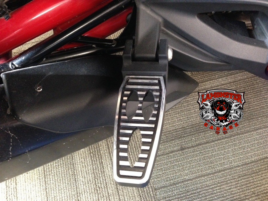 Can Am® Spyder F3 Peg Adapters- Gripper Large Peg (LG-1026-1041A) - Lamonster Garage
Shown as passenger peg