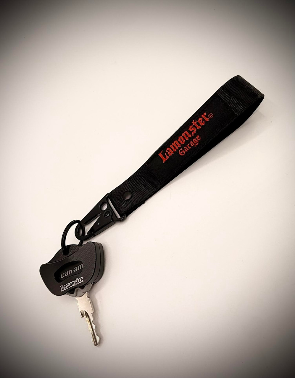 Lamonster aluminum key cover for Can-Am Spyder 2008 to 2024 | LG-2091 | Lamonster Garage
KEY NOT INCLUDED