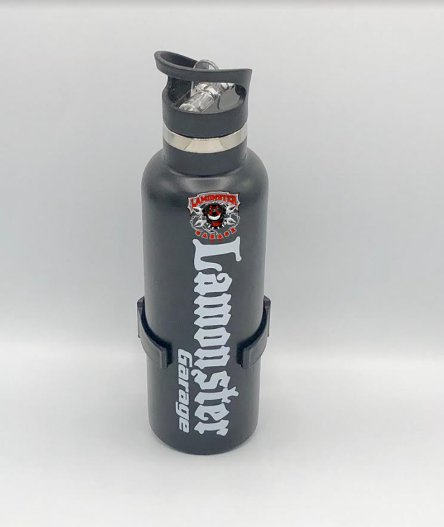 Can-Am Spyder clamp-on drink holder LG-2001 | LG-2001 | Lamonster Garage
Shown with Lamonster Bottle (LG-2023) (SOLD SEPARATELY) 