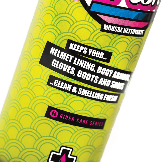 Muc-Off Foam Fresh foaming helmet and gear freshener 400 ml | 199US / 3704-0293 | Lamonster Garage