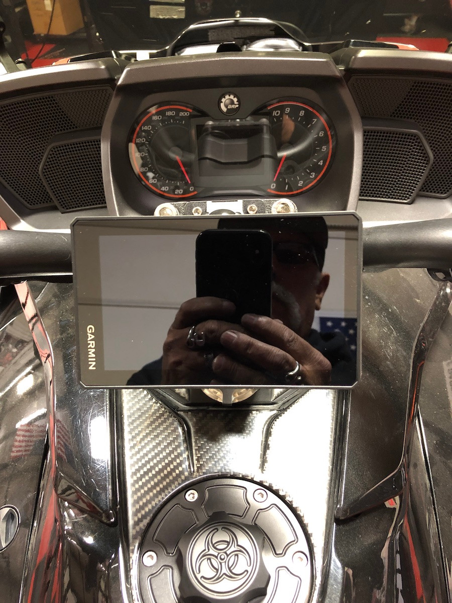 Garmin zūmo® XT3 Motorcycle GPS with Spyder Ball Mount - Lamonster Garage
(010-03862-00-1086)