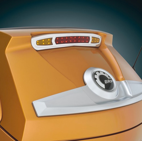 Show Chrome® Trunk Mounted Run, Brake & Turn Signal LED Light Kit for the Can-Am Spyder RT (2010-19)(41-172)(Optional Lamonster plug & play kit) - Lamonster