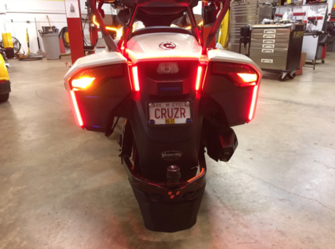 Can-Am Spyder F3T & LIMITED (BRT) BRAKE, RUN, TURN, STROBE REAR LIGHTS WITHOUT TOP CASE (SPY-213)