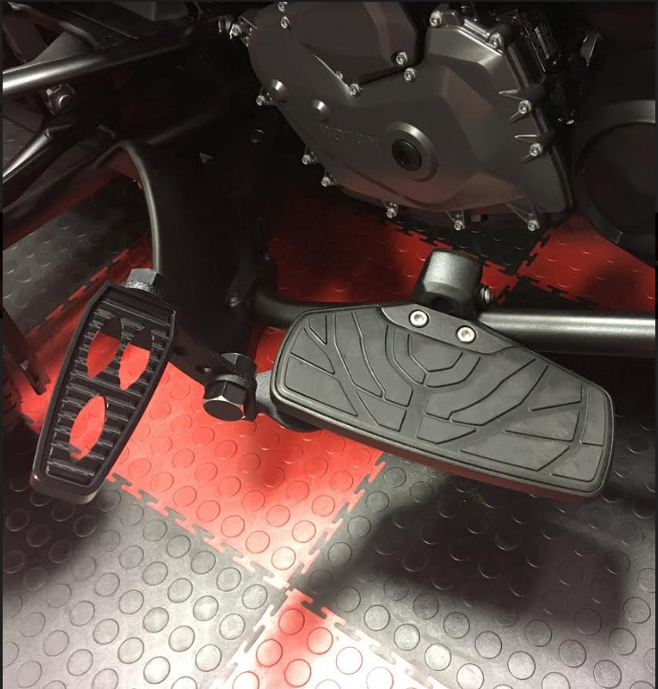 Can-Am Spyder F3 Highway Bracket - LG-1083-1041B - Lamonster Garage
Fits ALL F3 Models with OEM Boards.