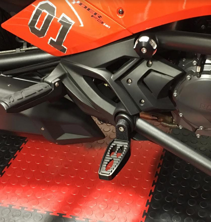 Lamonster Stock Caps Third Peg - All F3 Models - Lamonster Garage
Gripper Black Large Pegs. LG-1060-1041B