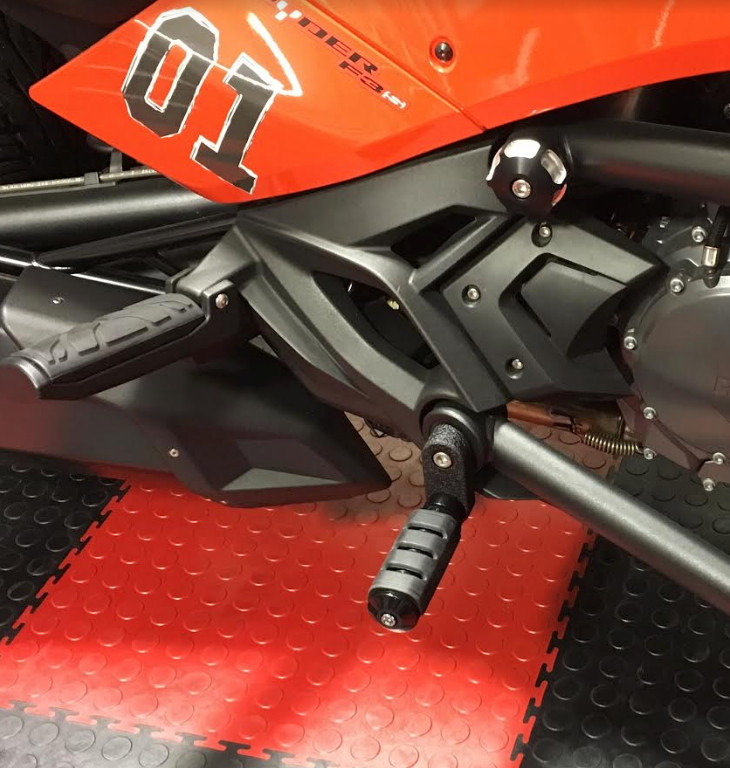 Lamonster Stock Caps Third Peg - All F3 Models - Lamonster Garage
Kuryakyn Trident Large ISO-Pegs. LG-1060-7561