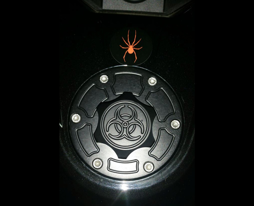 Lamonster IPS F3 and Canyon Keyless Fuel Cap Assembly (LG-1095A