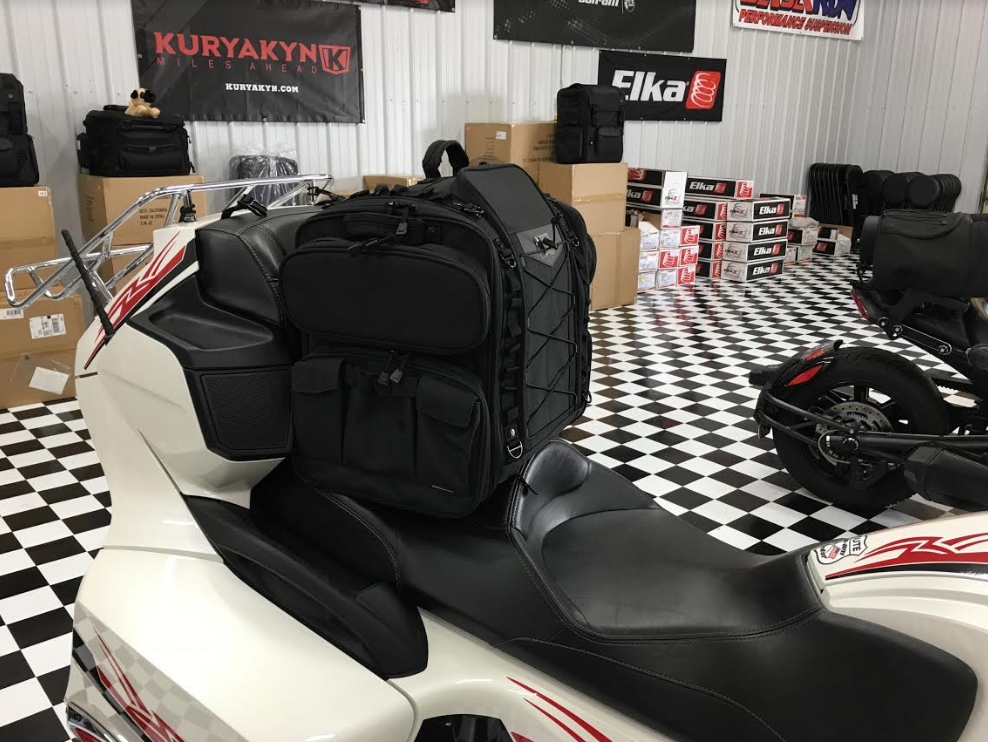 Kuryakyn Momentum Road Warrior Bag (KUR-5284) - Lamonster Garage
Shown on a Can Am Spyder RT