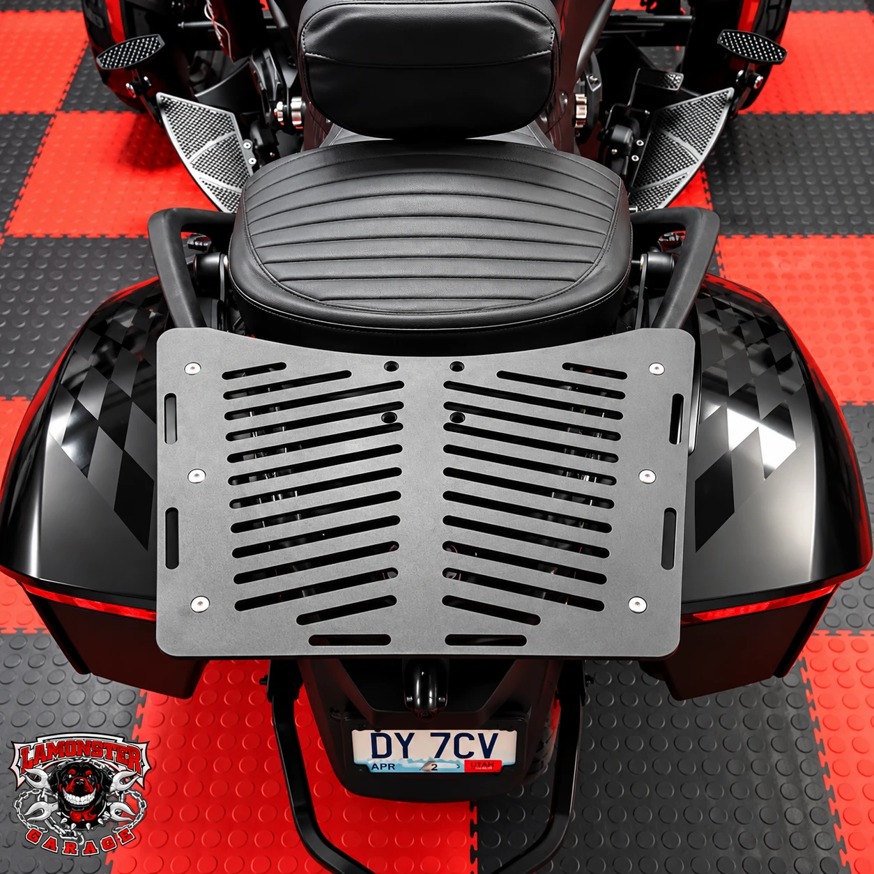 IPS PackRack Luggage Rack for Can-Am Spyder F3 / F3-S / F3-T | LG-1067 | Lamonster Garage
Shown on 2016 Can Am Spyder F3-T