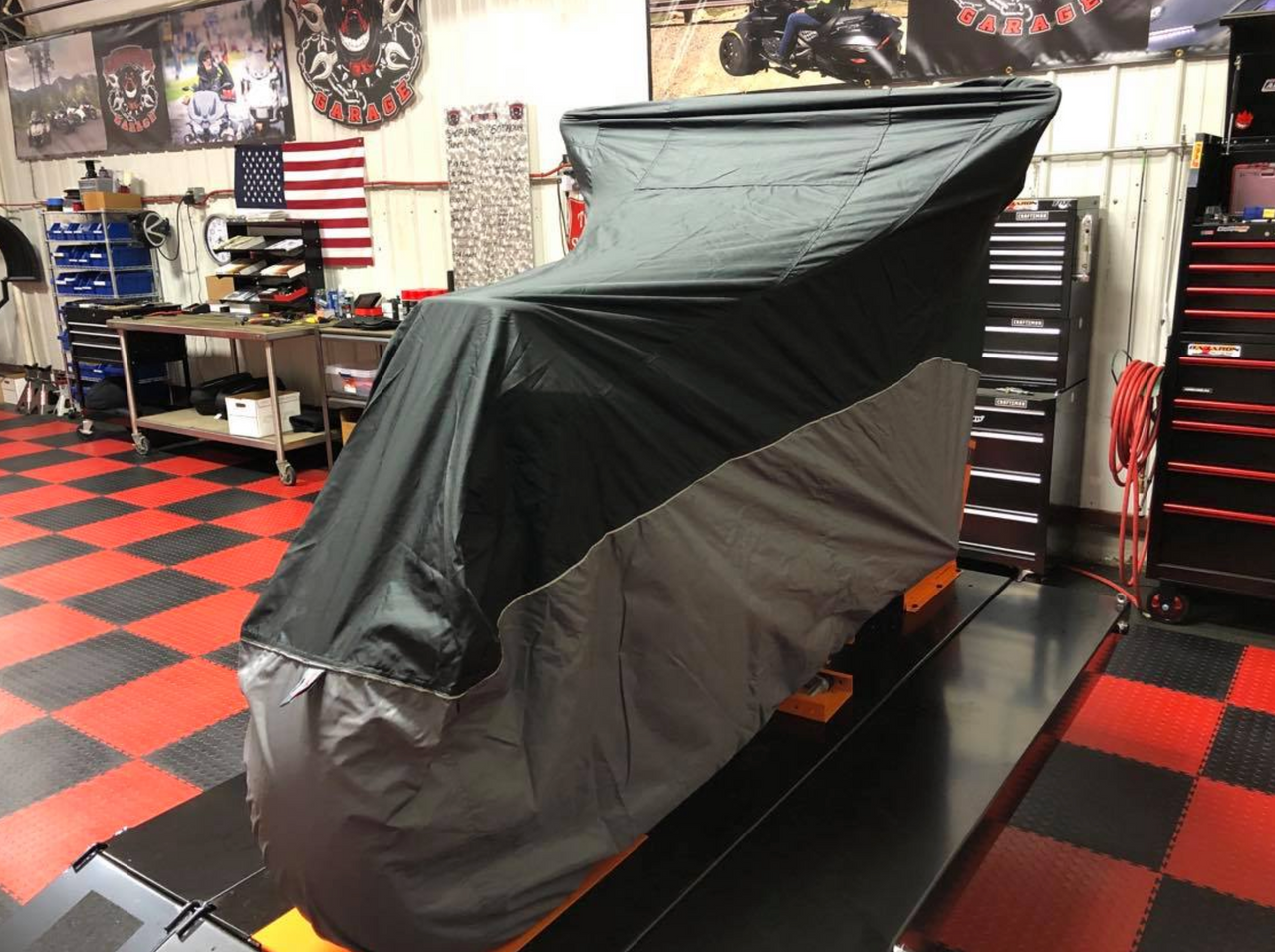 BIKE COVER / BLACK OVER CHARCOAL / MED CRUISER / TRIUMPH ROCKET 3 (SC-4-443BC)