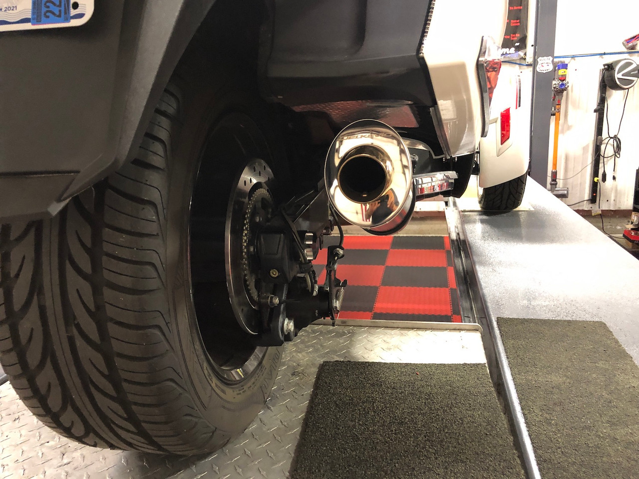 Lamonster® IPS™ Performance Exhaust Pipe / Can Am® Spyder RT 2014 - 2019 (Carbon) (LG-8018-100-CF) - Lamonster Garage®