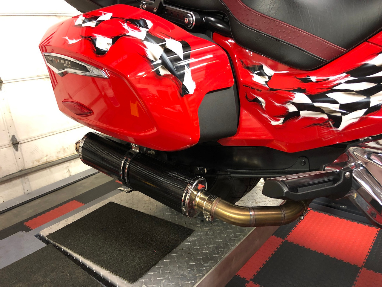 Lamonster® IPS™ Performance Exhaust Pipe / Can Am® Spyder F3-T & F3-LTD 2016 - 2022 (Carbon) (LG-8018-200-CF) - Lamonster Garage®