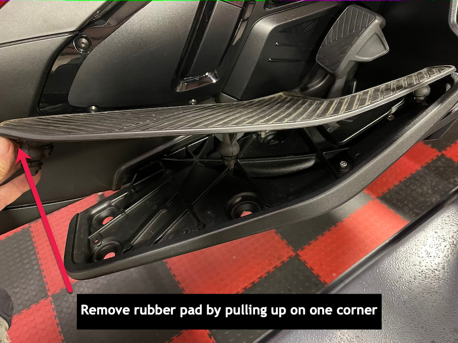 Can-Am Spyder RT Limited Edition Highway Peg Kit | 2020+ | LG-1102