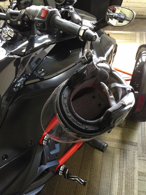 Can Am® Spyder IPS Lidlox combo - blk pair (LG-1015-12-B) - Lamonster Garage
Shown with helmet