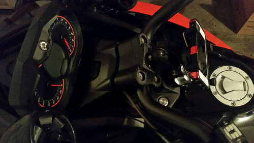 Lamonster Bar Clamp with 1" RAM Ball for Can-Am Spyder F3, RT & Canyon | LG-1023 | Lamonster Garage
(X-grip and Iphone Not Included)