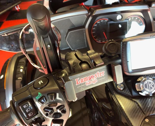 Lamonster Top Cuff phone mount and USB power bundle for Can-Am Spyder F3 and RT

