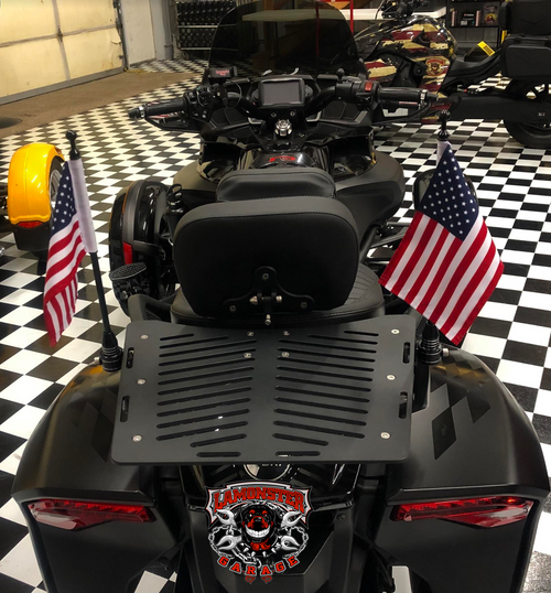 IPS PackRack flag holder with 15 inch flag pole for Can-Am Spyder F3 | LG-2267 | Lamonster Garage
