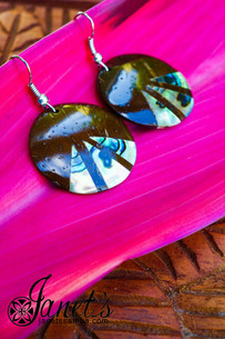 Coconut Earring w/ Paua JIP02