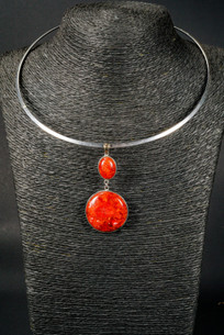 WEBJN136 RED CORAL PENDANT