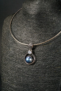 WEBJN143 BLUE MAPE PENDANT 1