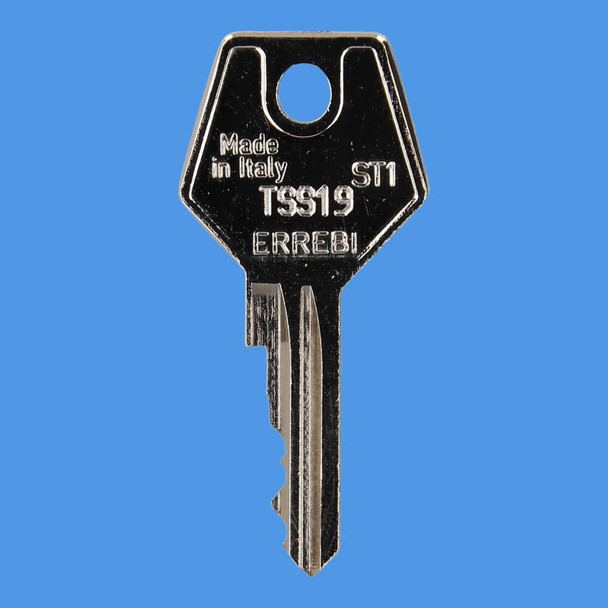 Laird Window Handle Key ref TSS19 - EE36 