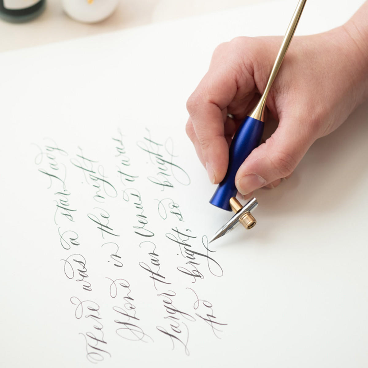 Tom's Studio Bloom Calligraphy Pen Oblique Black | Cass Art