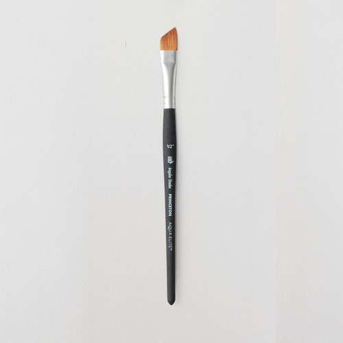  Princeton Aqua Elite Synthetic Short Handled Brush Angle Shader 1/2 inches 