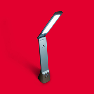 STUDIO LIGHTING & EQUIPMENT