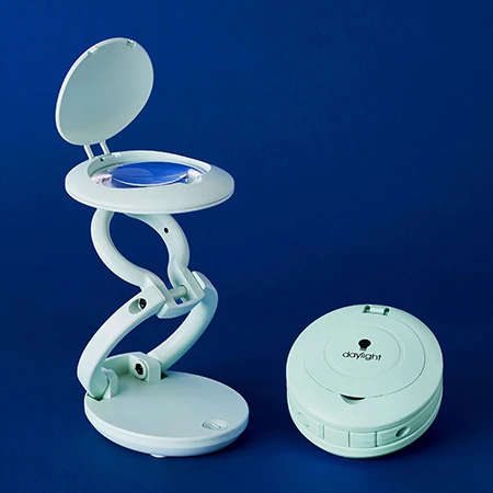 FREE DAYLIGHT YOYO WHEN YOU SPEND £50+ ON DAYLIGHT COMPANY