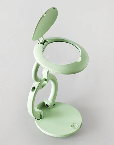 Daylight YoYo Magnifier Lamp Green